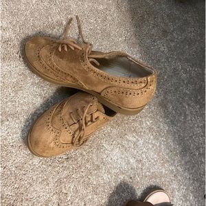 Tan dressy girl shoes
